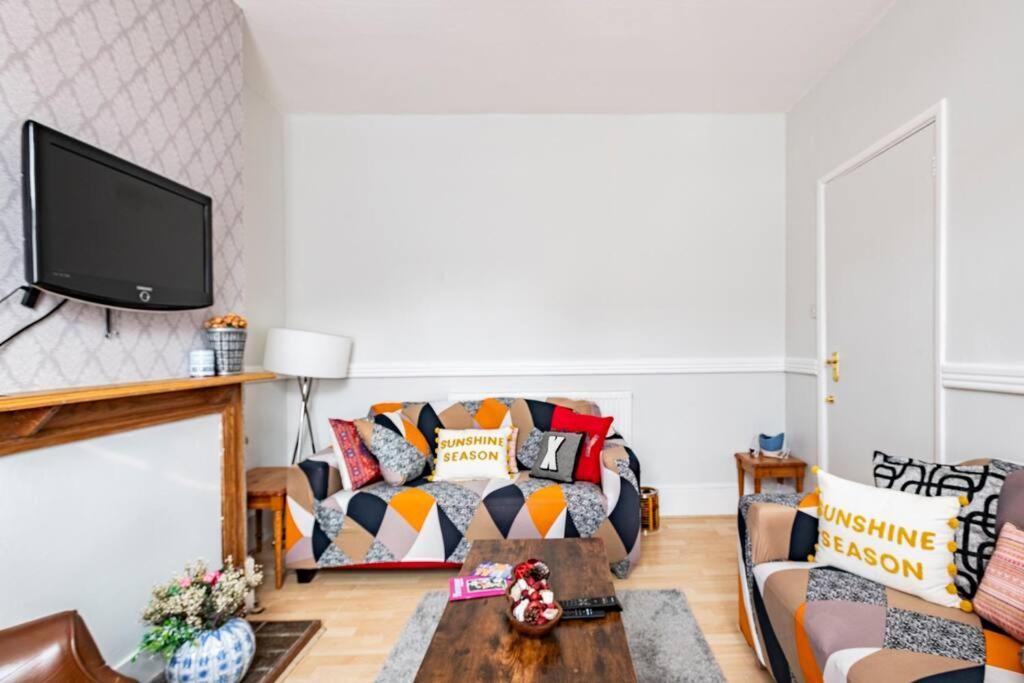 Travellers' Choice In Harwich-Essex Villa Exteriör bild