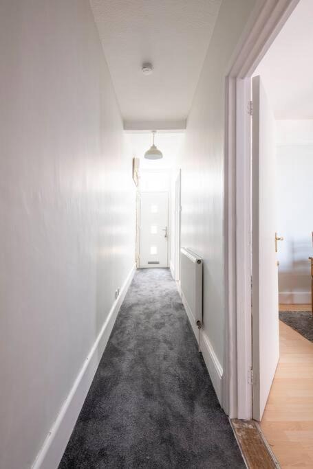 Travellers' Choice In Harwich-Essex Villa Exteriör bild
