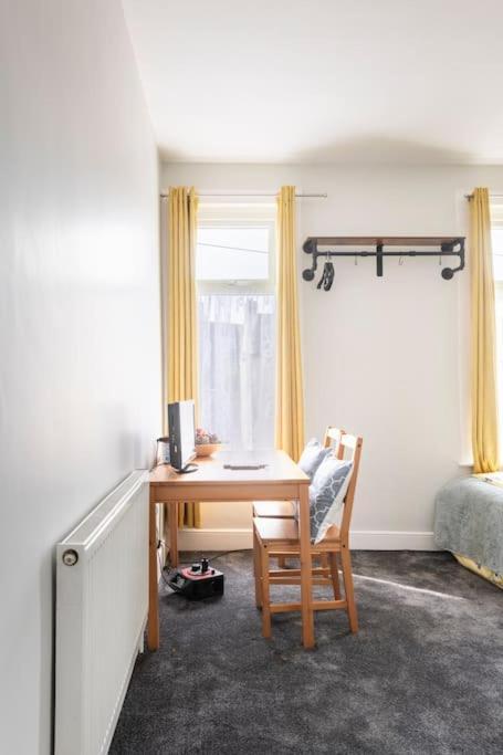 Travellers' Choice In Harwich-Essex Villa Exteriör bild