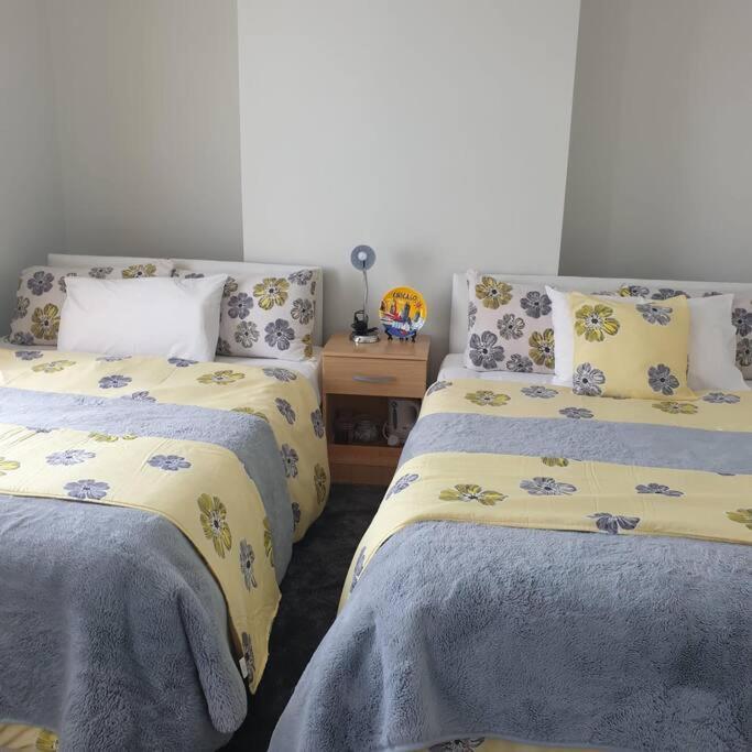Travellers' Choice In Harwich-Essex Villa Exteriör bild