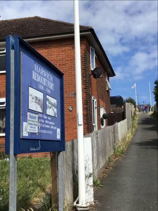 Travellers' Choice In Harwich-Essex Villa Exteriör bild